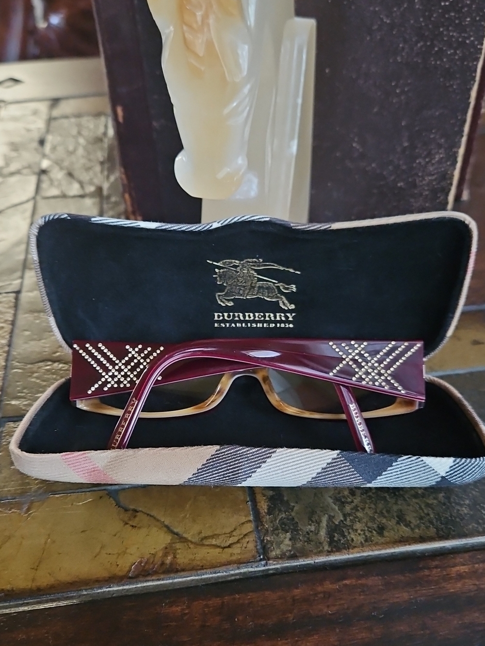 Burberry Burgundy Crystal-Stud -0.50/-0.75 Glasses.